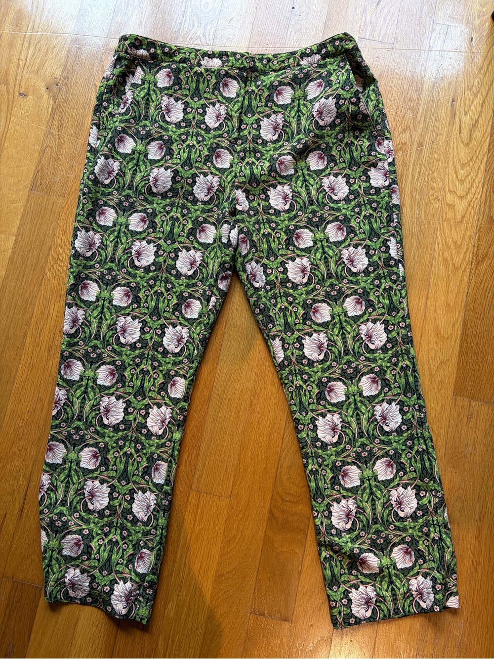 Topshop Green Floral Cropped Pants